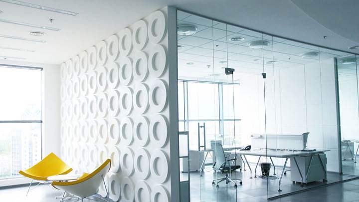 Fully White Office